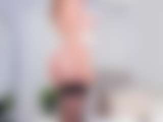 MissLinda MILF webcam performer live streaming