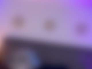 Iviirosse's Live Sex Cam Show