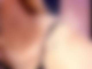 Iviirosse's Live Sex Cam Show