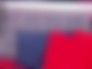 Live cam show with Iviirosse - Cumshot on sexylivex.com