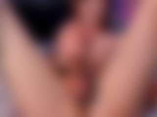 Iviirosse's Live Sex Cam Show
