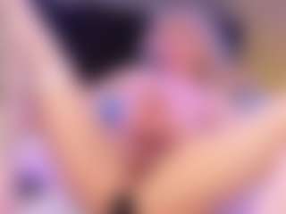 Live cam show with Iviirosse - Colombia on xxxlivecams.org