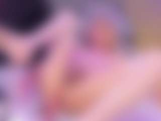 Live cam show with Iviirosse - English on livesuperchat.net