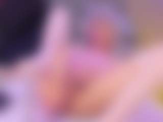 Live cam show with Iviirosse - Cumshot on madthumbs