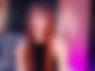 Live cam show with Iviirosse - Dirty Talk on madthumbs
