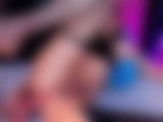 Live cam show with Iviirosse - Flat Chested on Camsoda
