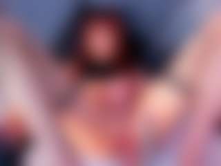 Live cam show with Iviirosse - Colombia on madthumbs