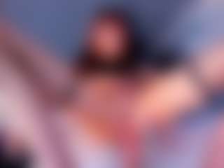 Iviirosse's Live Sex Cam Show