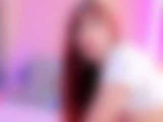 Live cam show with Iviirosse - Latina on StripNow | colombia