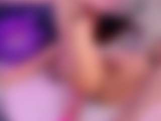 Live cam show with Iviirosse - Cumshot on madthumbs