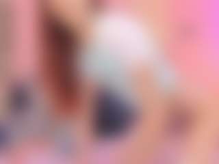 Live cam show with Iviirosse - Colombia on Mixed Magazine Live