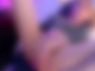 Iviirosse's Live Sex Cam Show