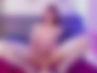 Iviirosse's Live Sex Cam Show