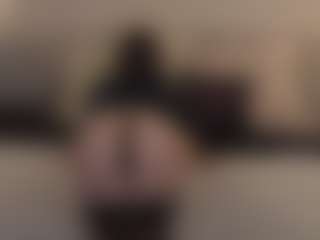EllaSweet's Live Sex Cam Show