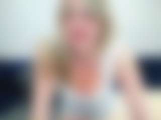 honesty-Mell's Live Sex Cam Show