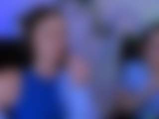 Live cam show with mona-cloud - Skinny on AdultVida.com