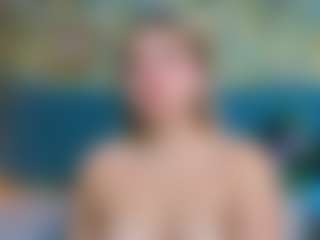 Live cam show with PatyLawrence - Curvy on Pornisteam.com
