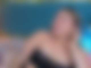 Live cam show with PatyLawrence - Toys on fuklive.com