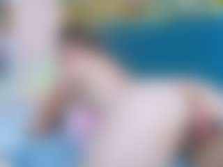 Live cam show with PatyLawrence - Thick on SpunkLive