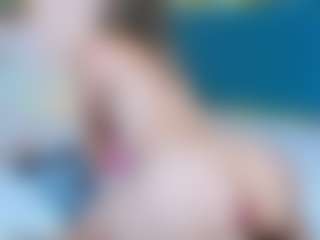 Live cam show with PatyLawrence - Small Tits on SpunkLive