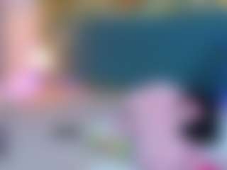 Live cam show with PatyLawrence - Thick on Streamer API