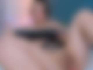 Live cam show with PatyLawrence - Curvy Latina on StripNow | colombia