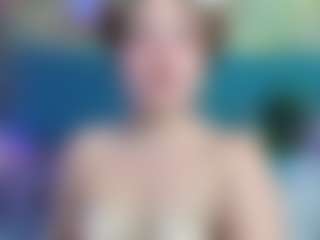 Live cam show with PatyLawrence - Oil on SpankPalCams