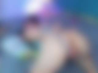 Live cam show with PatyLawrence - Smoking on Camsoda