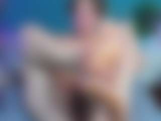 Live cam show with PatyLawrence - Spank Curvy on friskycurves.com
