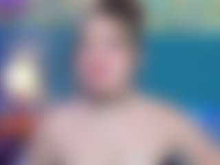 Live cam show with PatyLawrence - Thick on Camsoda