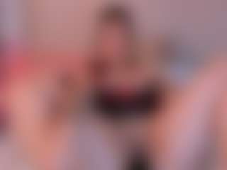 Live cam show with PatyLawrence - Oil on Hubzter Live