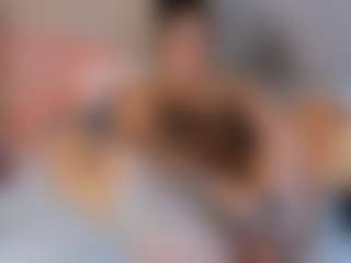 Live cam show with PatyLawrence - Smoking on Hubzter Live