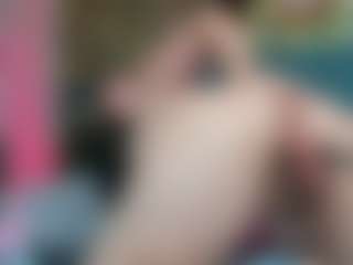 Live cam show with PatyLawrence - Thick on liverealitysex.com