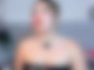 Live cam show with PatyLawrence - Oil on fapnchat