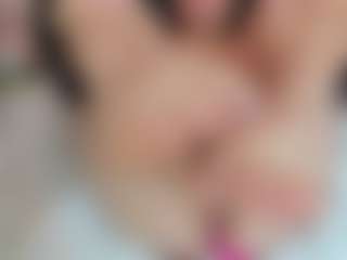 Live cam show with PatyLawrence - Squirt on Milfs Live