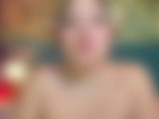 Live cam show with PatyLawrence - Brown Eyes Blonde Hair on Camsoda