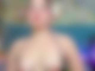 Live cam show with PatyLawrence - Brown Eyes Blonde Hair on chickslive.net