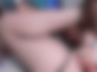 Live cam show with PatyLawrence - Smoking on Camsoda