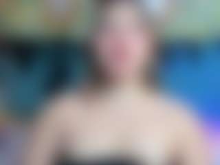 Live cam show with PatyLawrence - Dildo on Hubzter Live