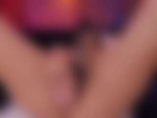 Live cam show with Kloee brown - Facial on Camsoda
