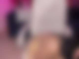 Live cam show with Kloee brown - Blowjob on CamSextacy