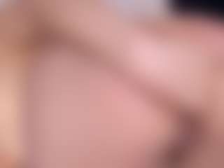 Live cam show with Kloee brown - Striptease Teen (18+) on Camsoda