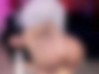 Live cam show with Kloee brown - Twerk on fapnchat