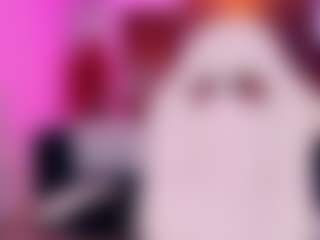 Live cam show with Kloee brown - Teen (18+) on Camsoda