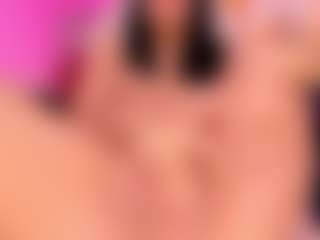 Live cam show with Kloee brown - Striptease on Dare Cams