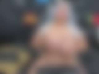 Oriana's Live Sex Cam Show