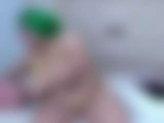 Live cam show with Oriana - Red Hair on Adult Interactions