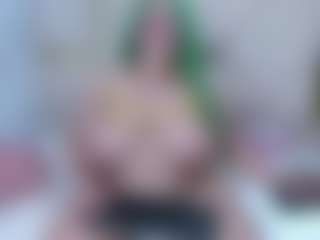 Live cam show with Oriana - Red Hair Young Adult on fapnchat