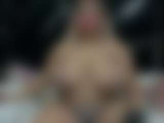 Oriana's Live Sex Cam Show