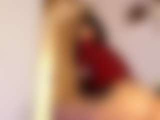 Live cam show with SarahJhonsonn - Squirt on Nude Live Now
